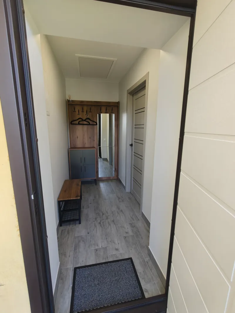 🚪 Prieškambaris – 16 hallway rack